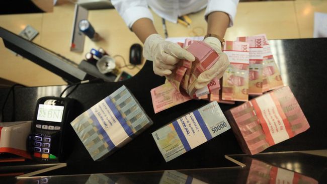 Rupiah Gagal Bangkit, Ditutup Rp15.955 according to Dolar AS