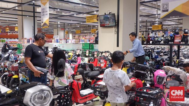 Sepeda Listrik Diobral Rp3 Jutaan Aja di Transmart Complete Day Sale Besok