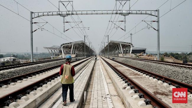 KCIC Sebut Stasiun Kereta Cepat Karawang Beroperasi Awal 2025