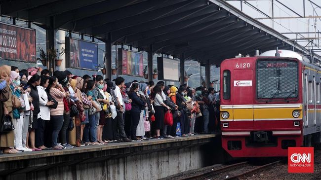 Kemenhub Buka Suara Soal Subsidi KRL Pakai NIK Mulai 2025