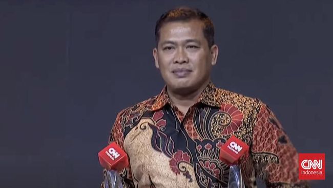 Financial institution Jateng Borong Dua Penghargaan di CNN Indonesia Awards 2024