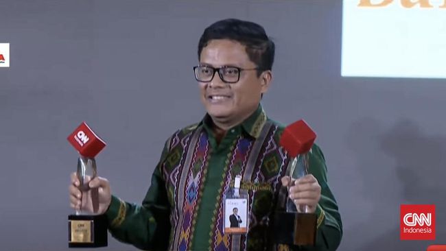 Financial institution Sumut Borong 2 Penghargaan di CNN Indonesia Awards 2024