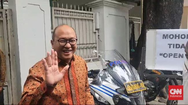 Jokowi Perintahkan Rosan Aktif Gaet Investor Asing Masuk ke IKN