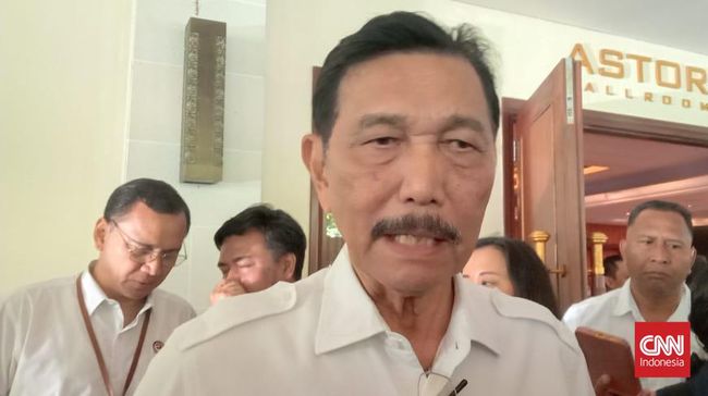 Luhut Pastikan Motor Tak Kena Aturan Pembatasan BBM Subsidi