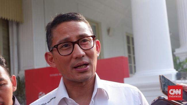 Sandiaga Setuju Usulan Pajak Tiket Pesawat Dihapus