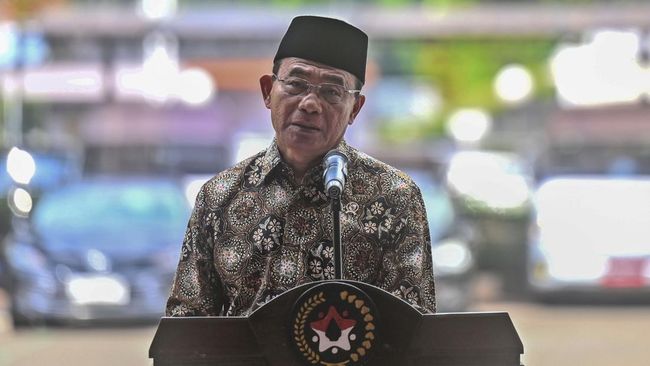 Menko PMK Buka Suara soal Marak PHK Belakangan Ini