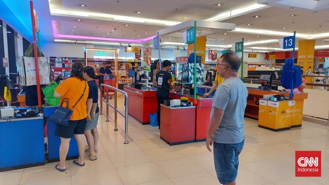 Pengunjung Senang Dapat Diskon Ratusan Ribu di Transmart Complete Day Sale