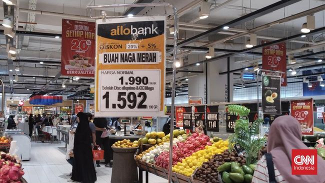 Buah Naga dan Anggur Muscat Diskon 20% di Transmart Complete Day Sale