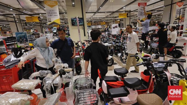 Sepeda Listrik Diskon Rp2,7 Juta di Transmart Complete Day Sale Hari Ini