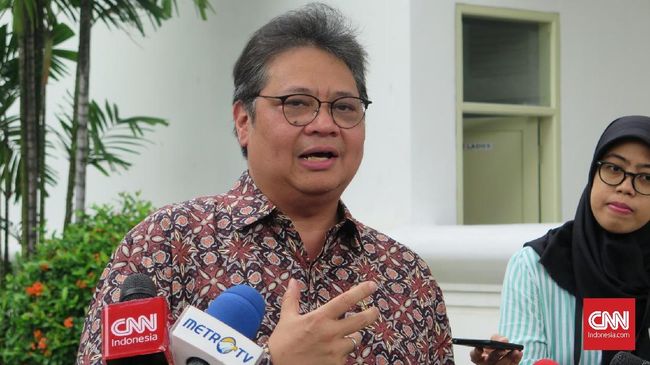 Airlangga Beri PR Kadin Buat Capai Goal Investasi