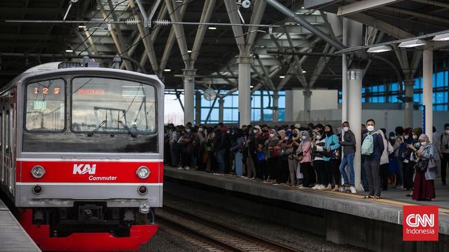 Cek Frekuensi – Headway KRL Jelang Pelantikan Prabowo 19