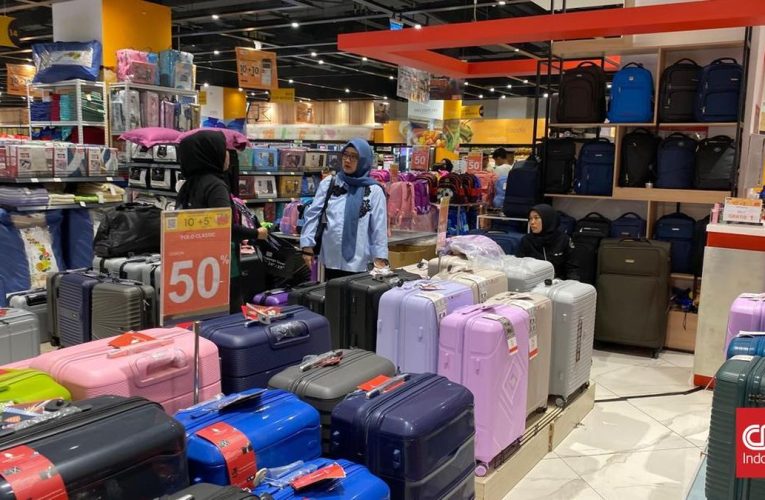 Banyak Promo, Koper Mulai Rp550 Ribu di Transmart Complete Day Sale