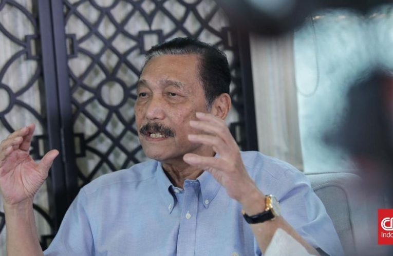 Luhut Akui Daya Beli Kelas Menengah Melemah, Ungkap Biang Keroknya