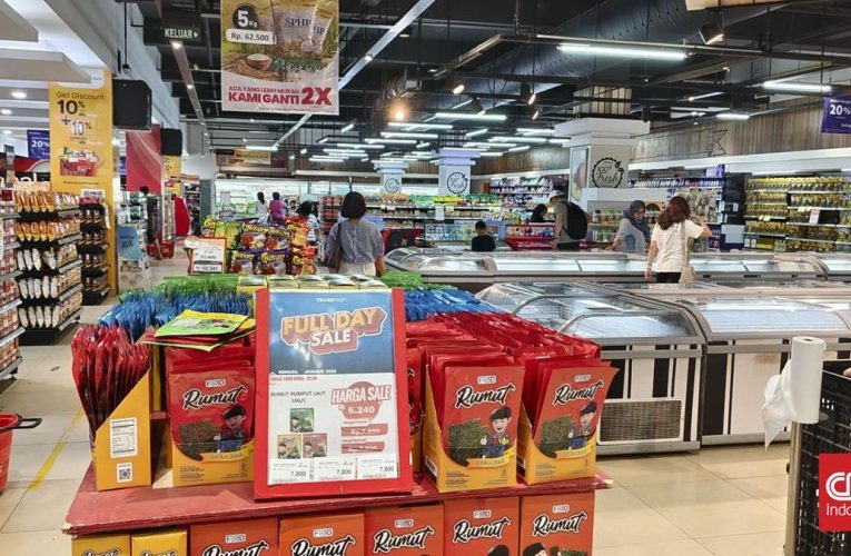 Diskon Jelang Bulan Puasa, Transmart Complete Day Sale Dipadati Pengunjung