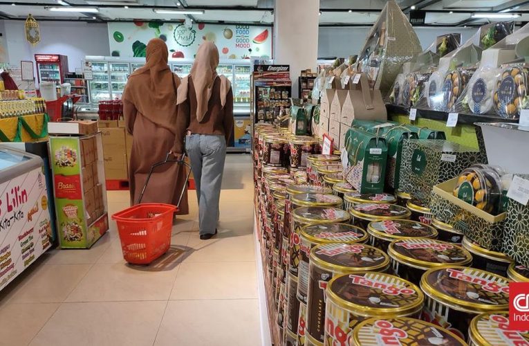 Aneka Biskuit Kaleng dan Sirup Lagi Diskon di Transmart Complete Day Sale