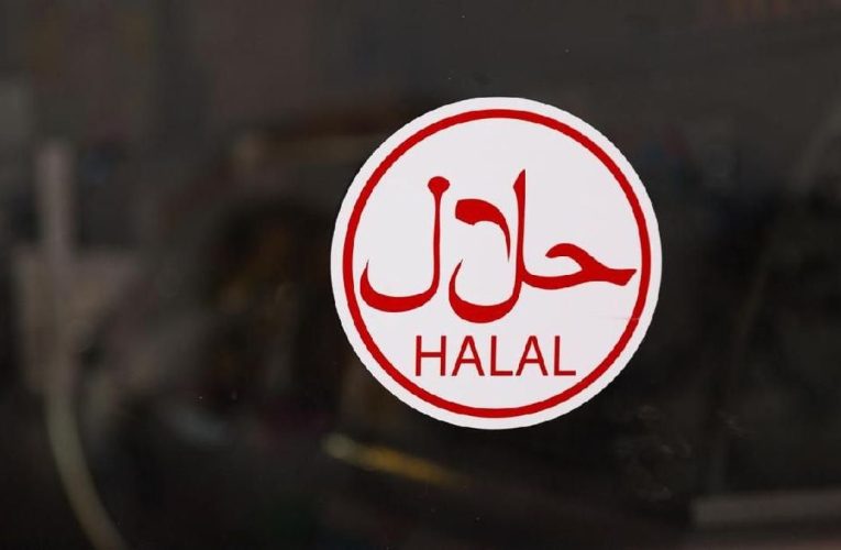 Indonesia Halal Pageant 2025 Beri Sertifikat Halal Free of charge bagi UMKM