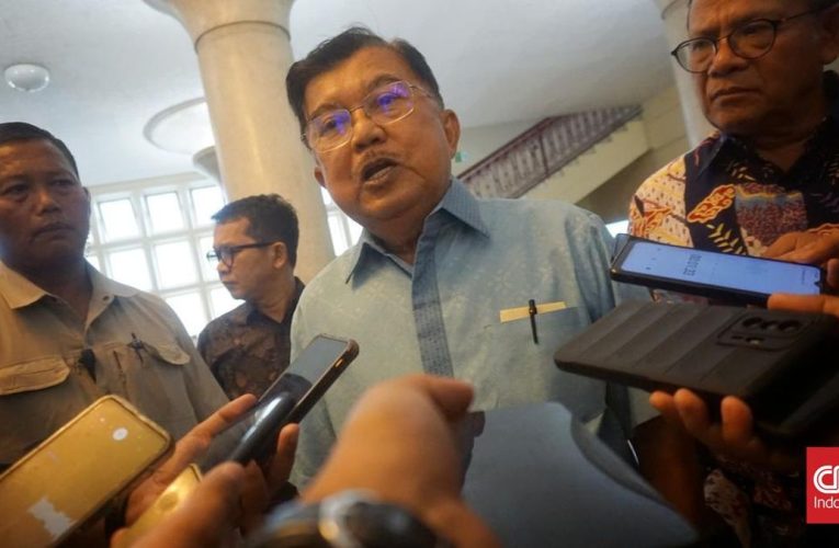 Jangan Khawatir, Seakan-akan Mau Kiamat Dunia Ini