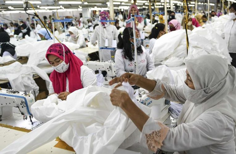 Prabowo Perpanjang Diskon 50 Persen Iuran JKK Buruh hingga 2026