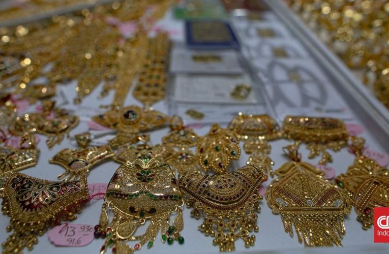 Harga Emas Antam Anjlok Rp23 Ribu saat Libur Waisak, Jadi Rp1,905 Juta