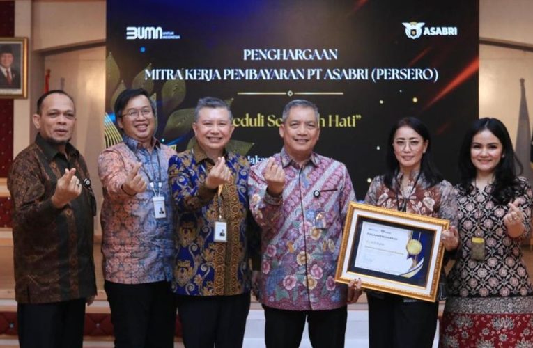 KB Financial institution Raih Penghargaan “Excellence in Management and Reporting”