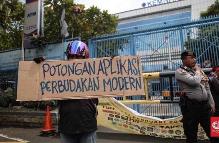 DPR Akan Panggil Kemenhub dan Aplikator soal Potongan Ojol 20 Persen