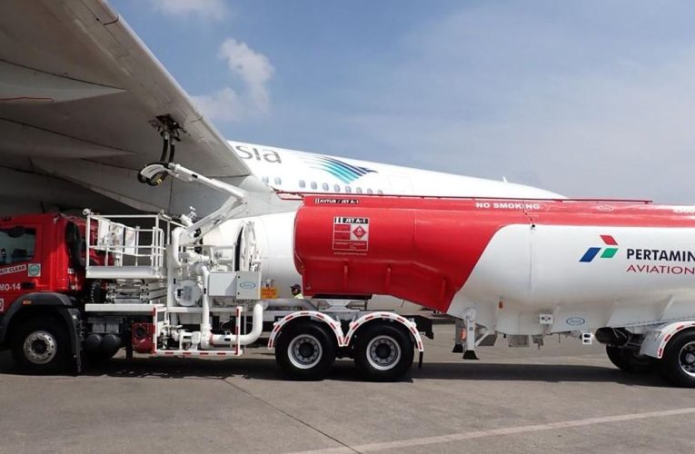 Pertamina Distribusikan 95 Ribu KL Avtur untuk Penerbangan Haji 2025