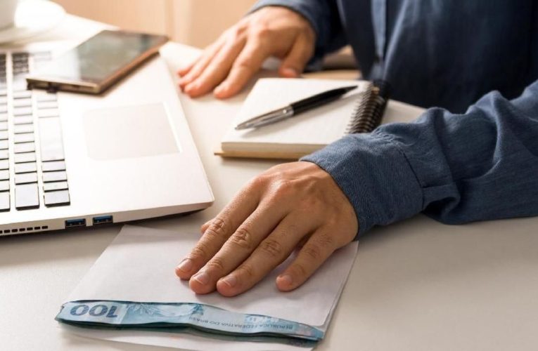5 Cara Jitu Pegawai Bergaji UMR Punya Rp100 Juta Pertama