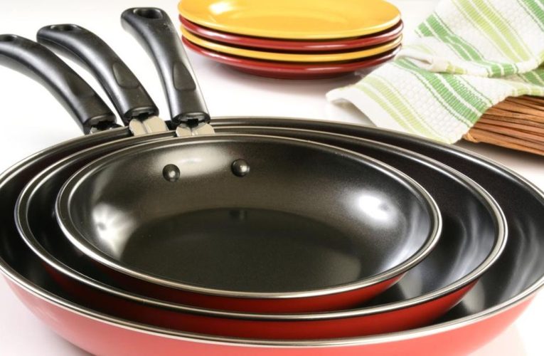 Aneka Peralatan Masak Diskon 50% + 20% di Transmart Complete Day Sale