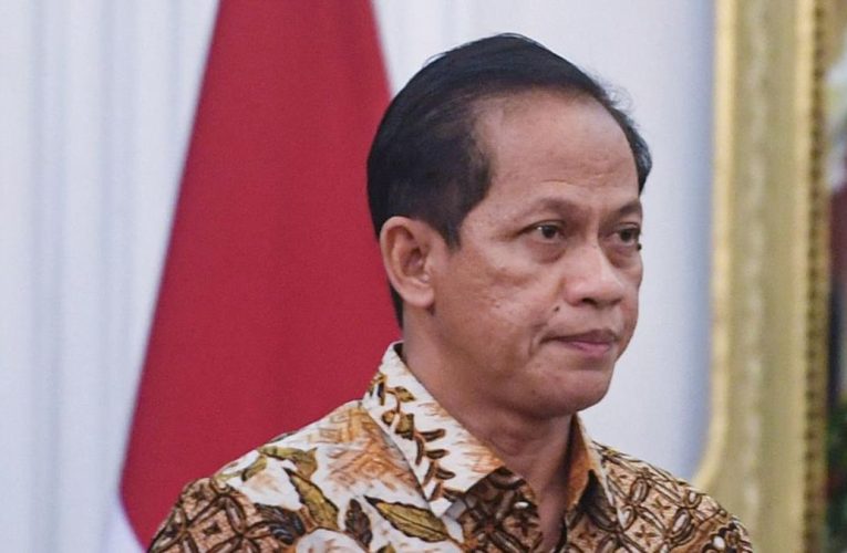 Menteri LH Tutup 2 Pabrik Peleburan Logam karena Bikin Udara ‘Hitam’