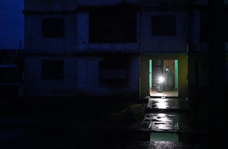 Mati Lampu Serentak di Sukabumi hingga Depok-Bogor, PLN Minta Maaf