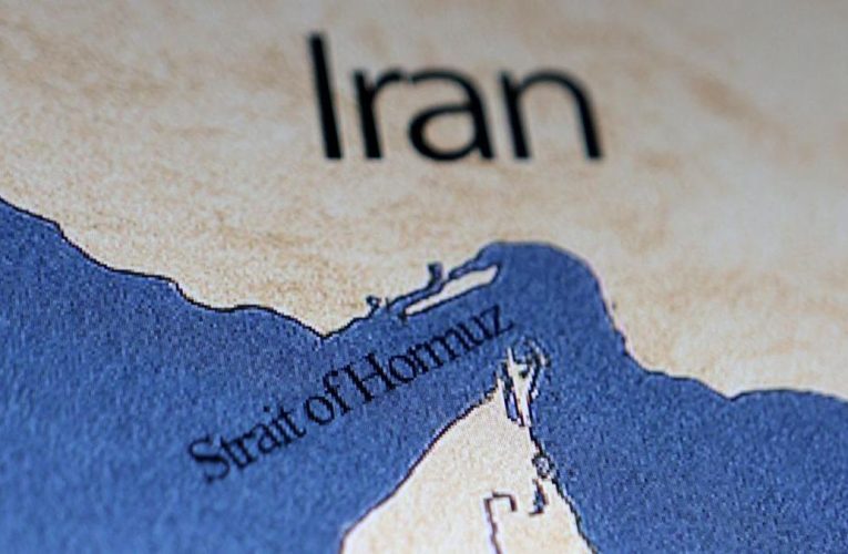 Seberapa Banyak Impor Minyak RI yang Dikirim Lewat Selat Hormuz?