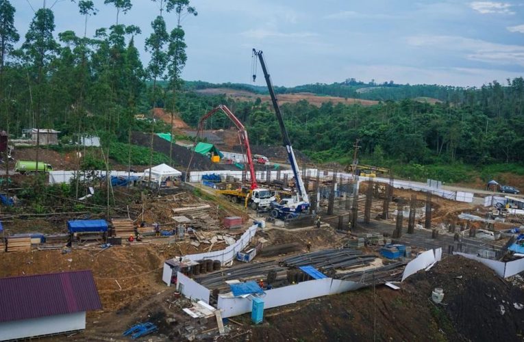 Daftar 3 Senjata Jokowi yang Gagal Bawa Investasi Rp1.500 T ke RI